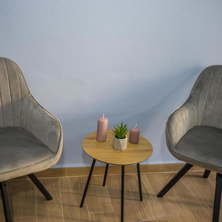 Couples Retreat, Fully Equipped Studio/ Loutraki Beach公寓 外观 照片
